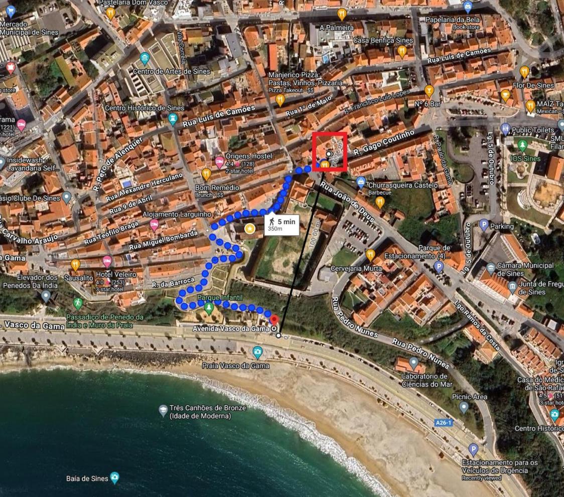 סינס Castle House And Beach מראה חיצוני תמונה